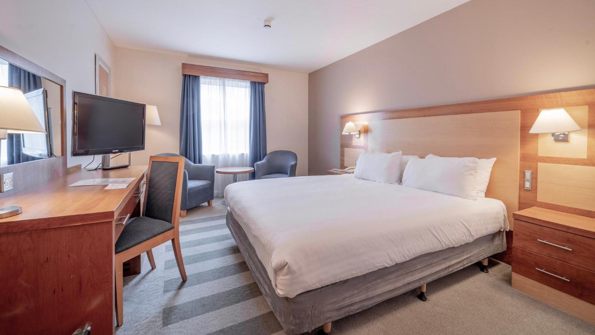 Holiday Inn Bristol Airport By Ihg Redhill  Exterior foto