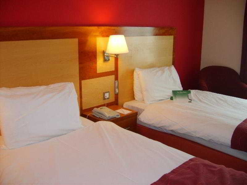 Holiday Inn Bristol Airport By Ihg Redhill  Exterior foto